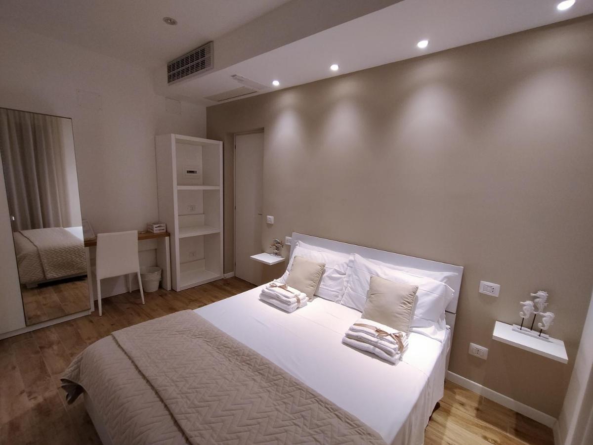 Seabed Superior Rooms Термолі Екстер'єр фото